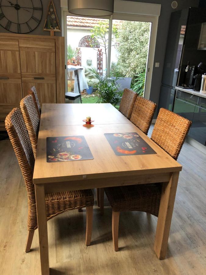 Apartment Agreable Maison De ,calme Avec Tous Les Commerces A 150m *