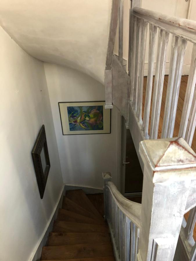 Apartment Agreable Maison De ,calme Avec Tous Les Commerces A 150m *
